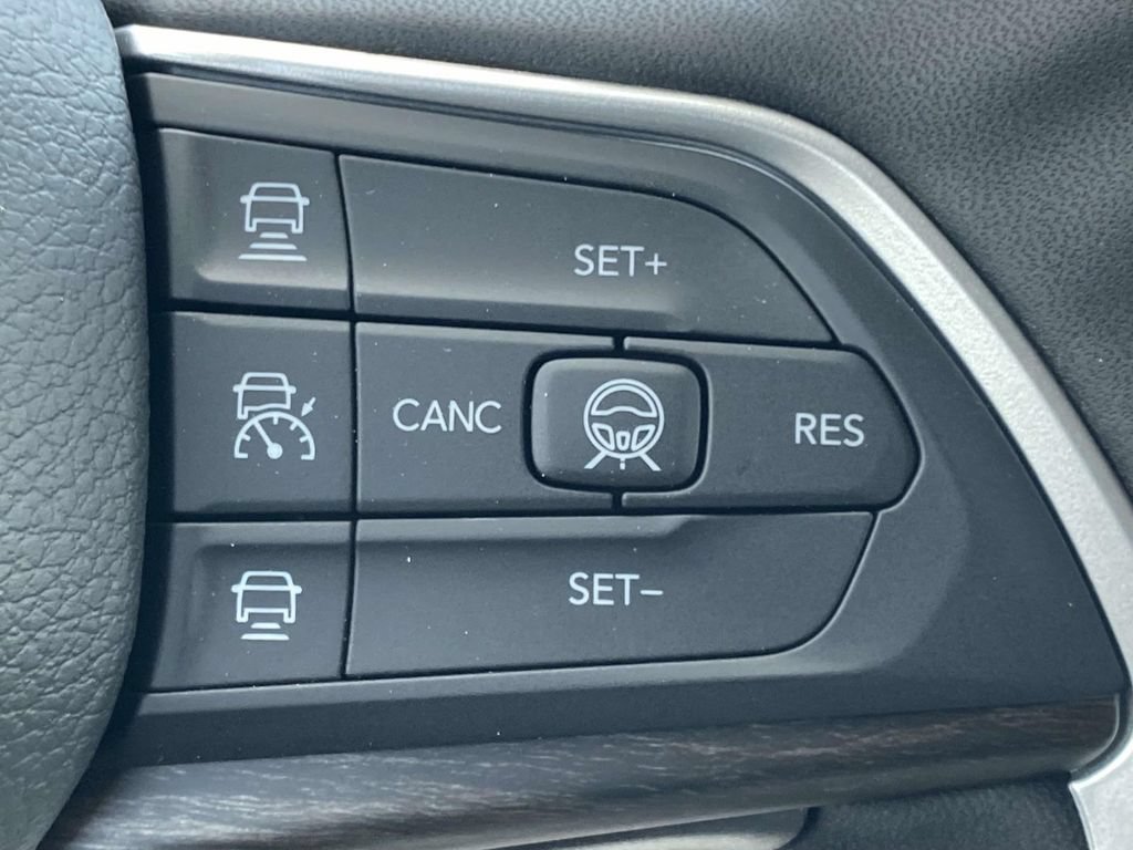 New 2026 Jeep Grand Cherokee Limited w/ Limited Altitude Package RWD image 28