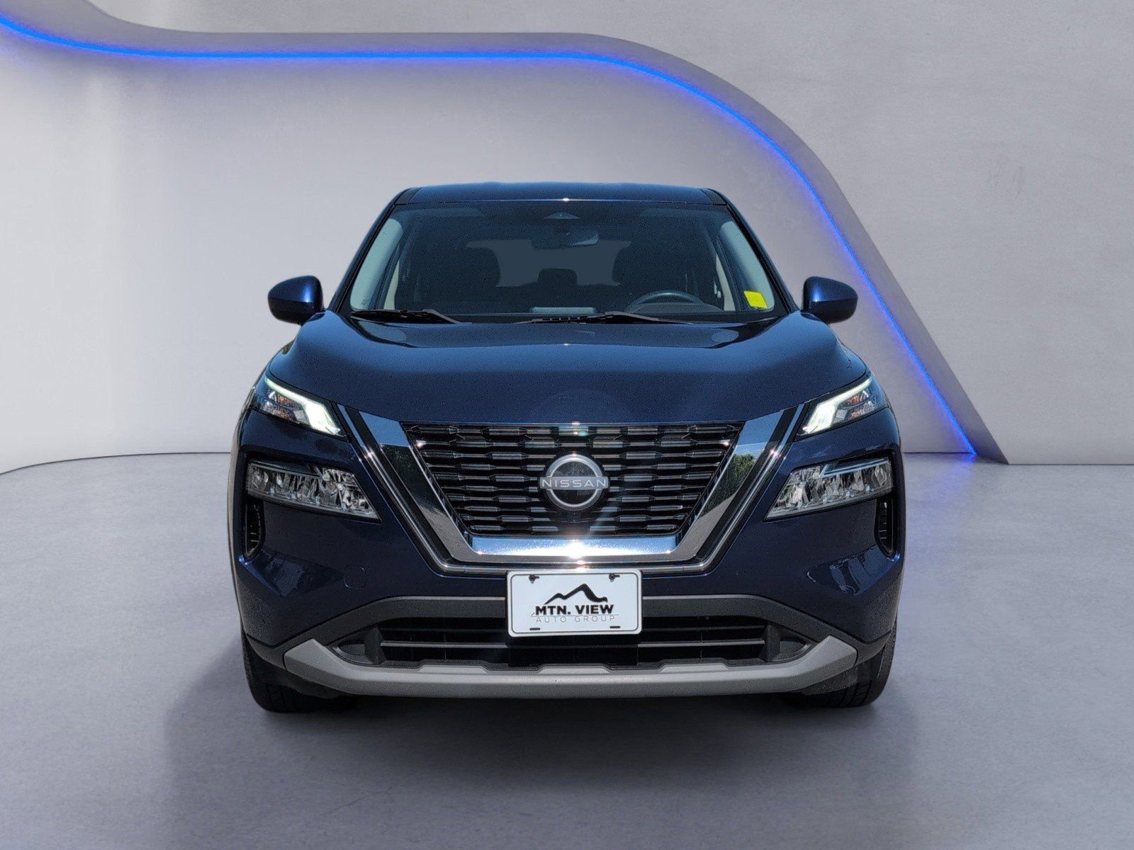 Used 2023 Nissan Rogue SV image 12