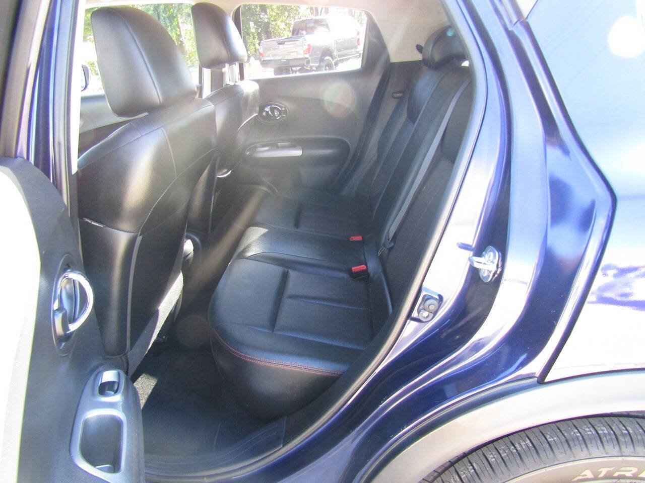 Used 2015 Nissan Juke SL AWD/4WD image 10