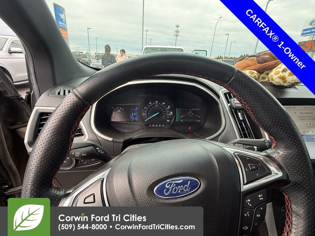 Used 2020 Ford Edge ST-Line w/ Cold Weather Package image 13