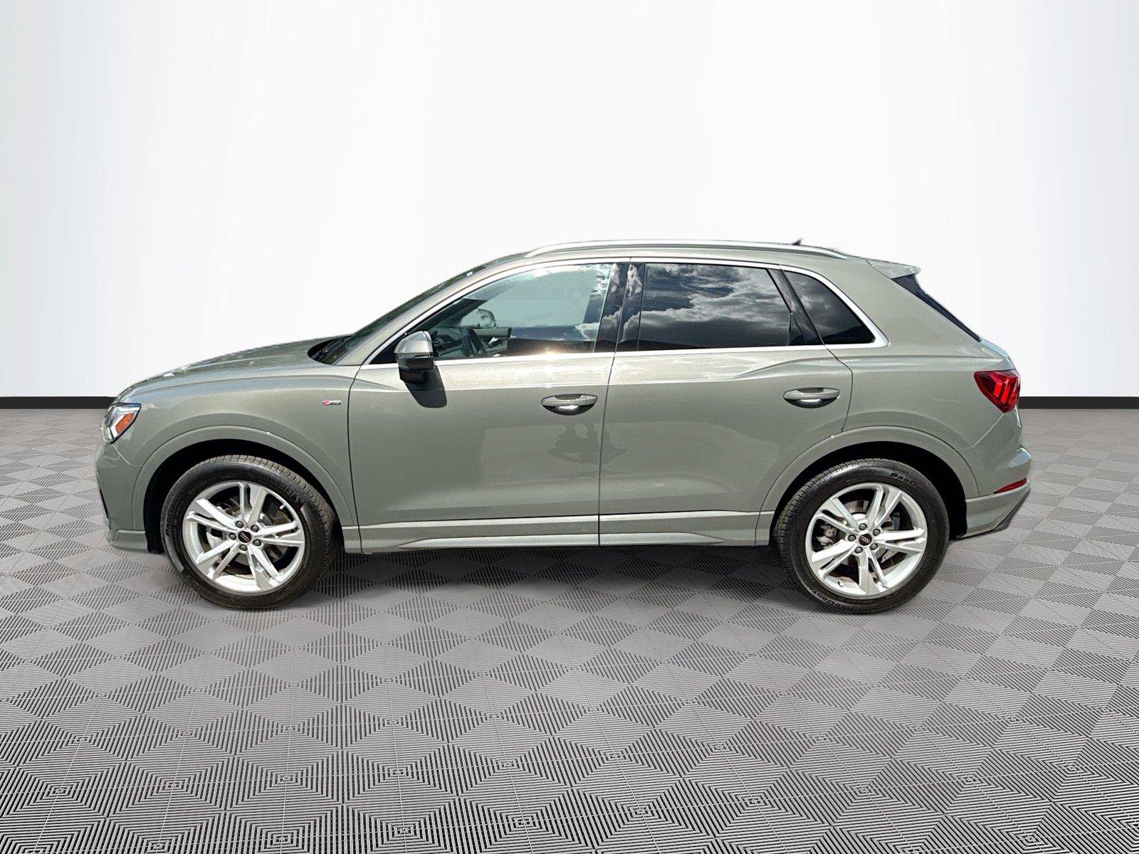 Used 2023 Audi Q3 2.0T Premium Plus AWD/4WD image 4