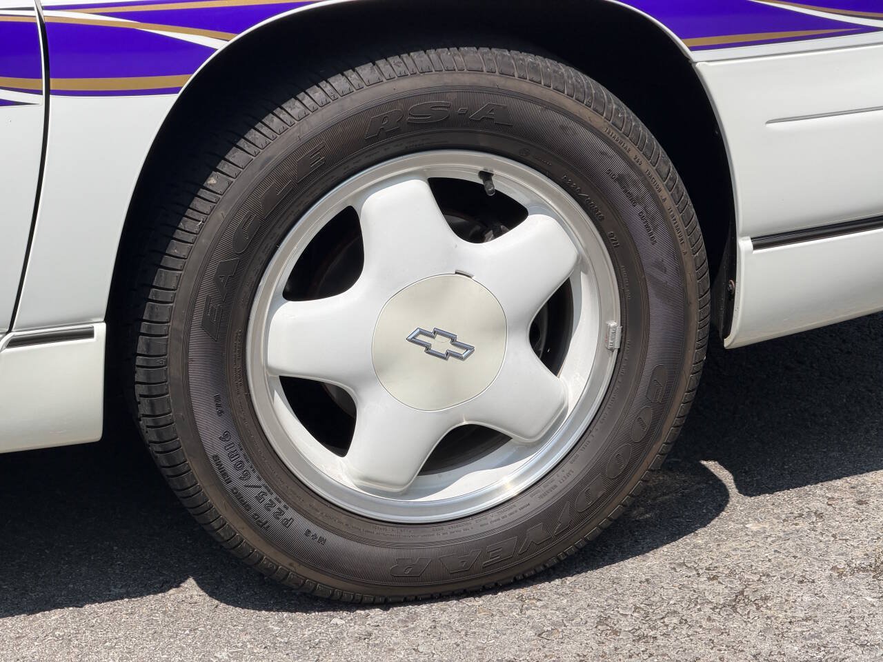 Used 1995 Chevrolet Monte Carlo Z34 FWD image 28