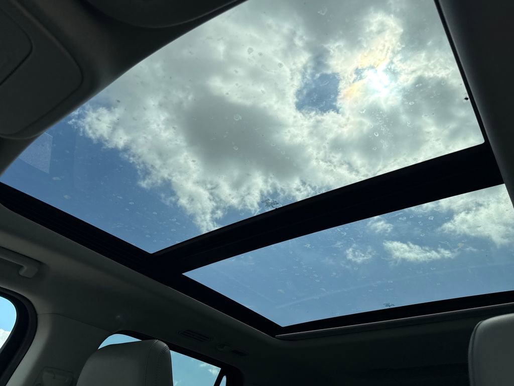 Used 2025 Ford Expedition Max Active RWD image 9