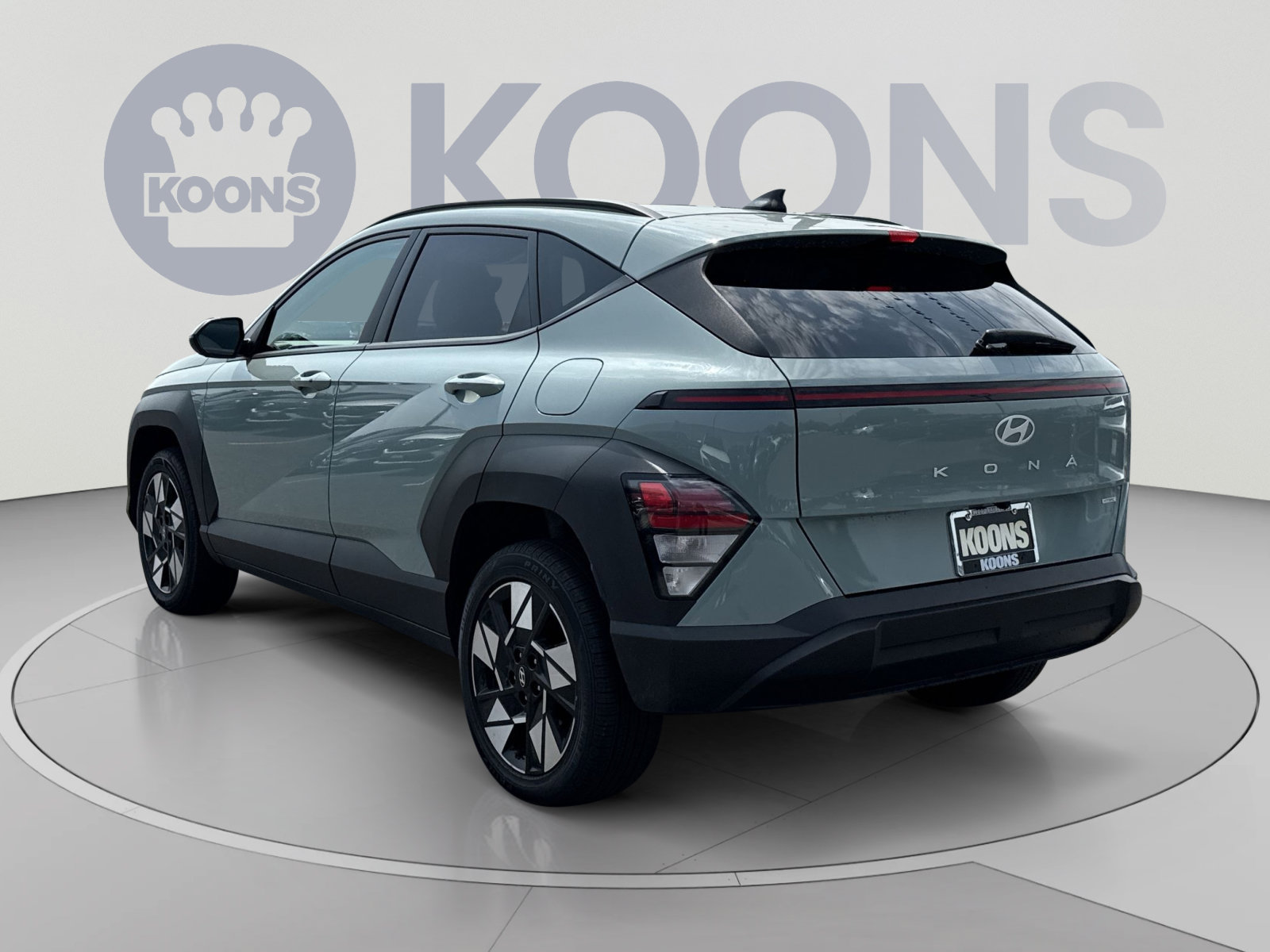 Certified 2025 Hyundai Kona SEL AWD/4WD image 4