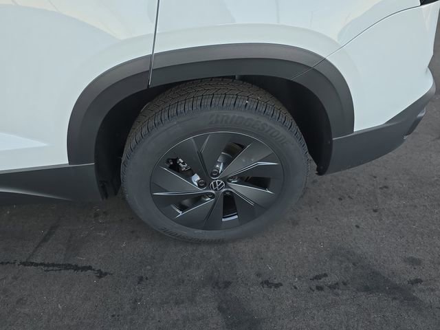 New 2026 Volkswagen Taos S FWD image 24