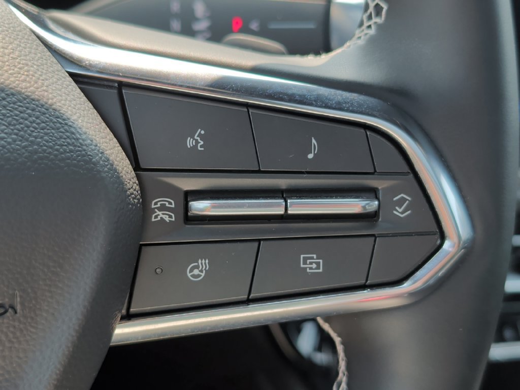 Used 2026 Chevrolet Traverse High Country w/ LPO, Floor Liner Package AWD/4WD image 13