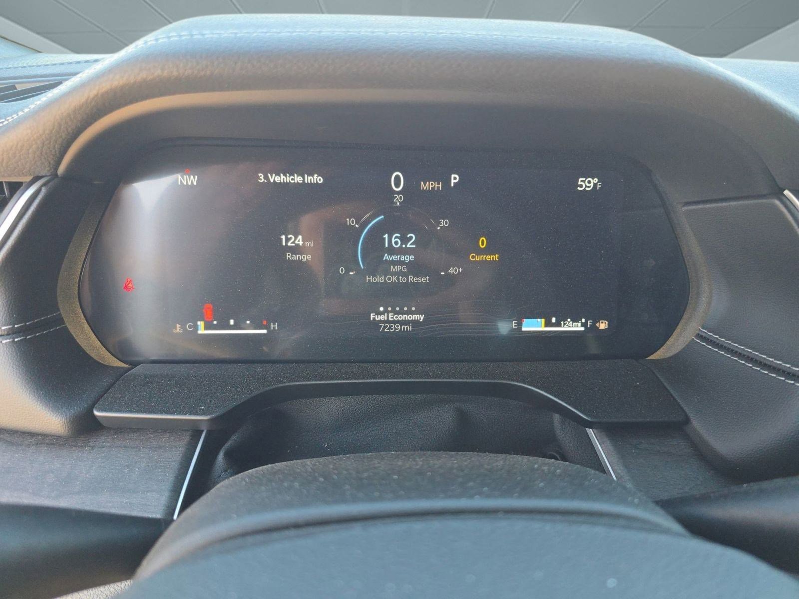 Used 2025 Jeep Grand Cherokee L Limited w/ Luxury Tech Group II image 18