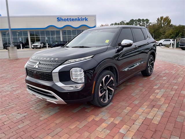 Used 2022 Mitsubishi Outlander SE