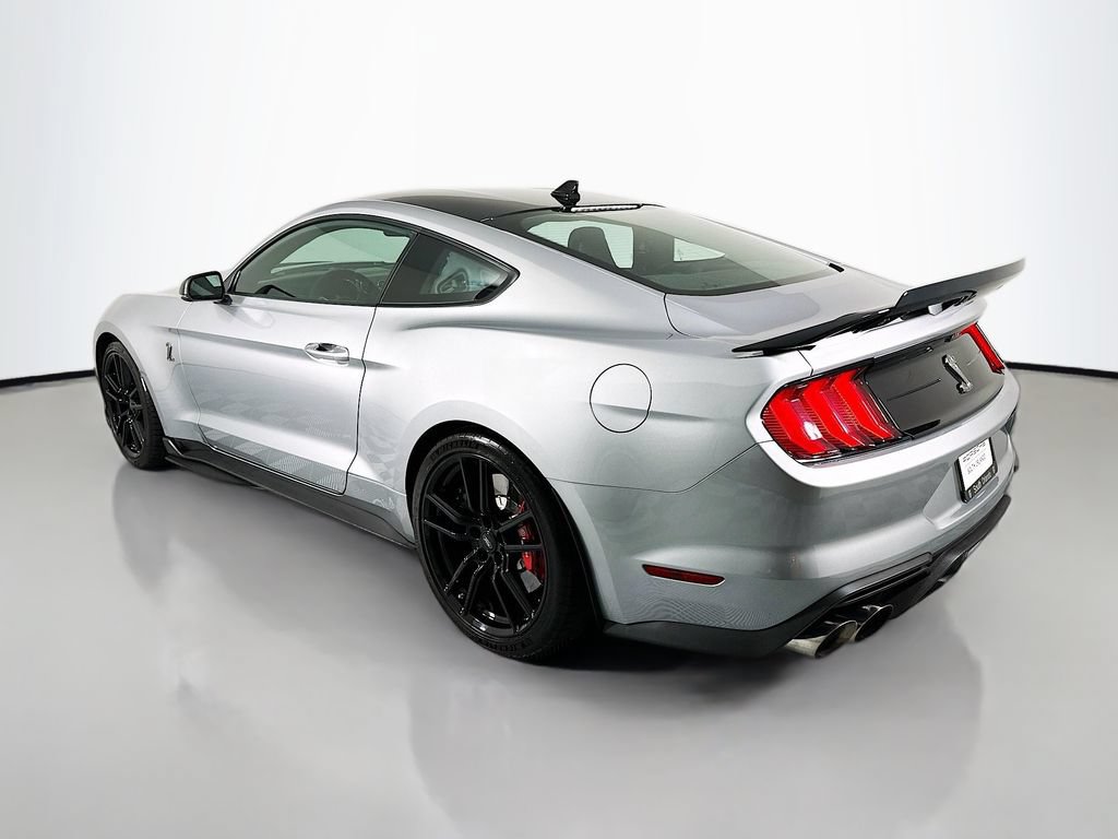 Used 2020 Ford Mustang Shelby GT500 w/ Technology Package RWD image 3