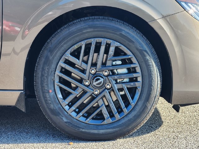 New 2027 Nissan Sentra SV w/ Floor Mat Package FWD image 10