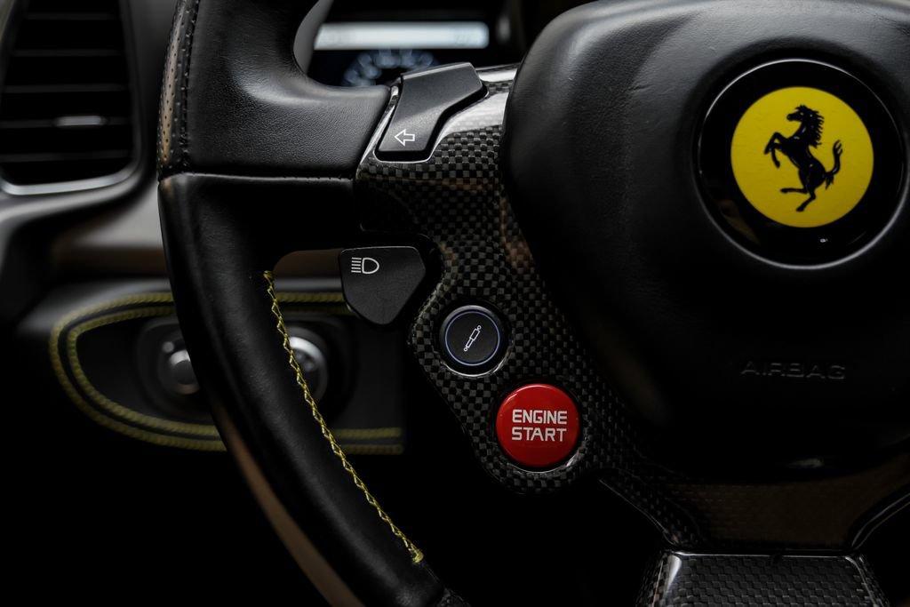 Used 2015 Ferrari 458 Spider RWD image 13