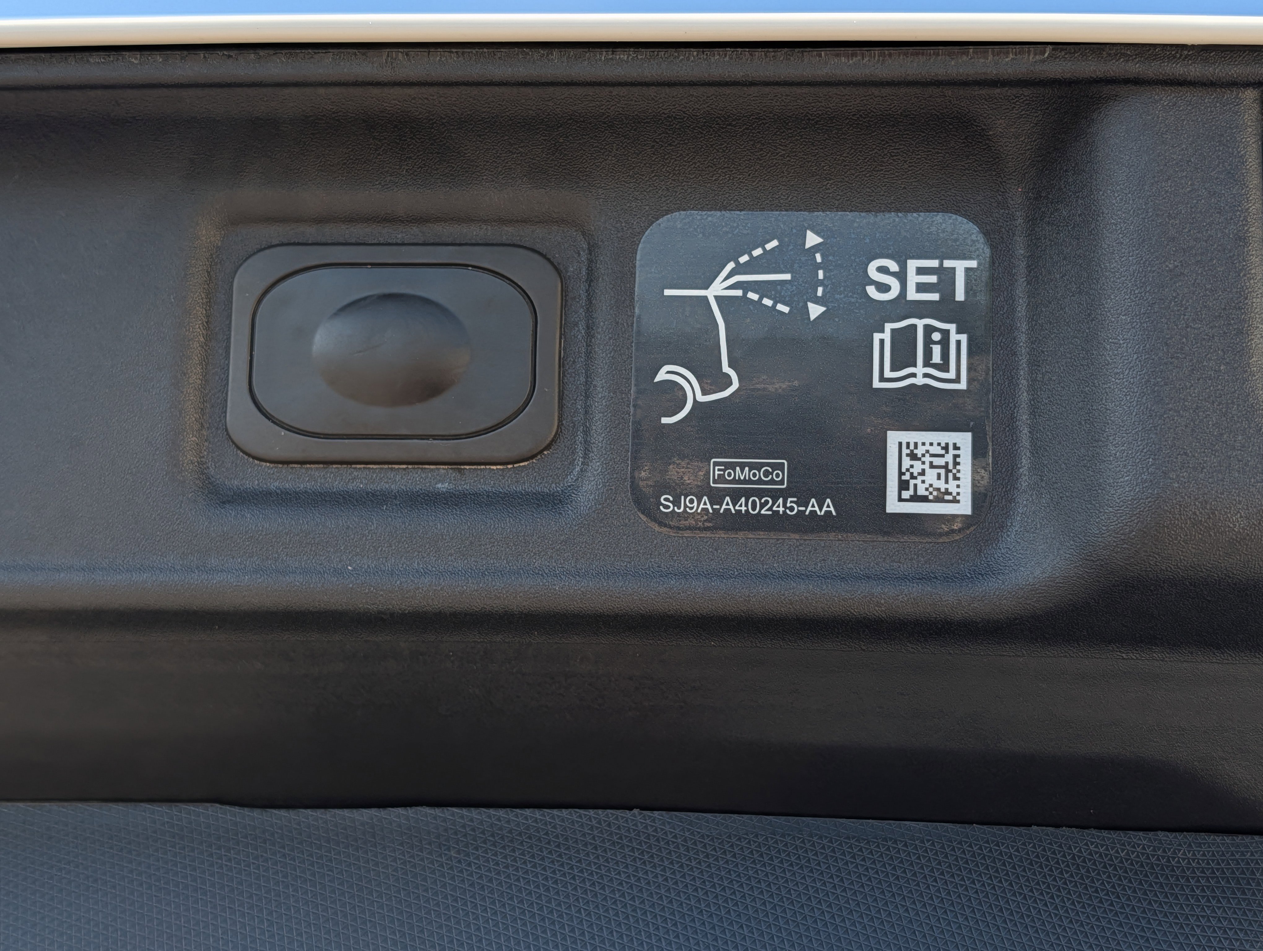 Used 2025 Ford Mustang Mach-E Premium image 14