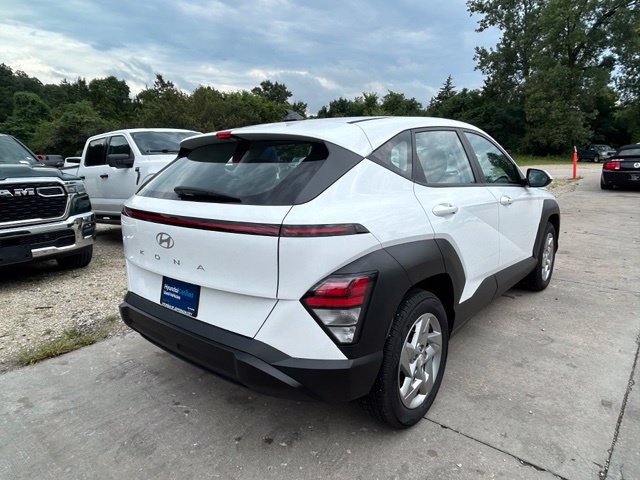 Certified 2026 Hyundai Kona SE FWD image 3