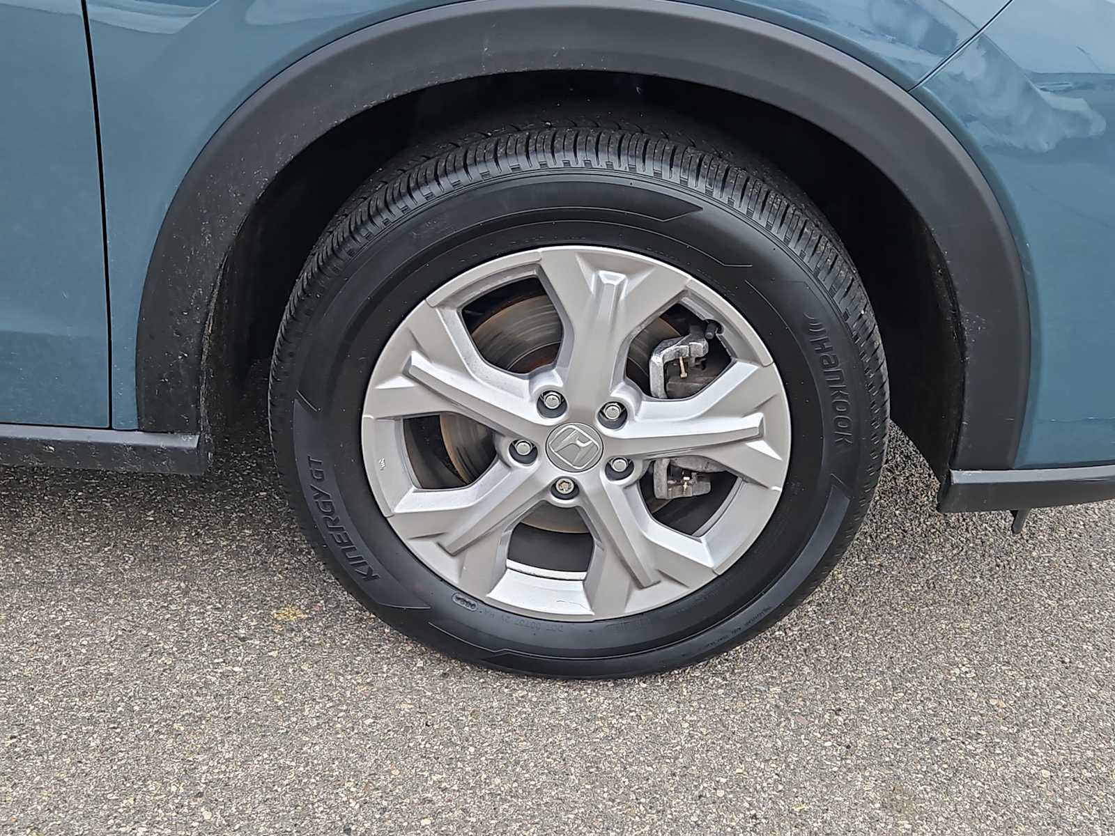 Certified 2024 Honda HR-V LX image 19