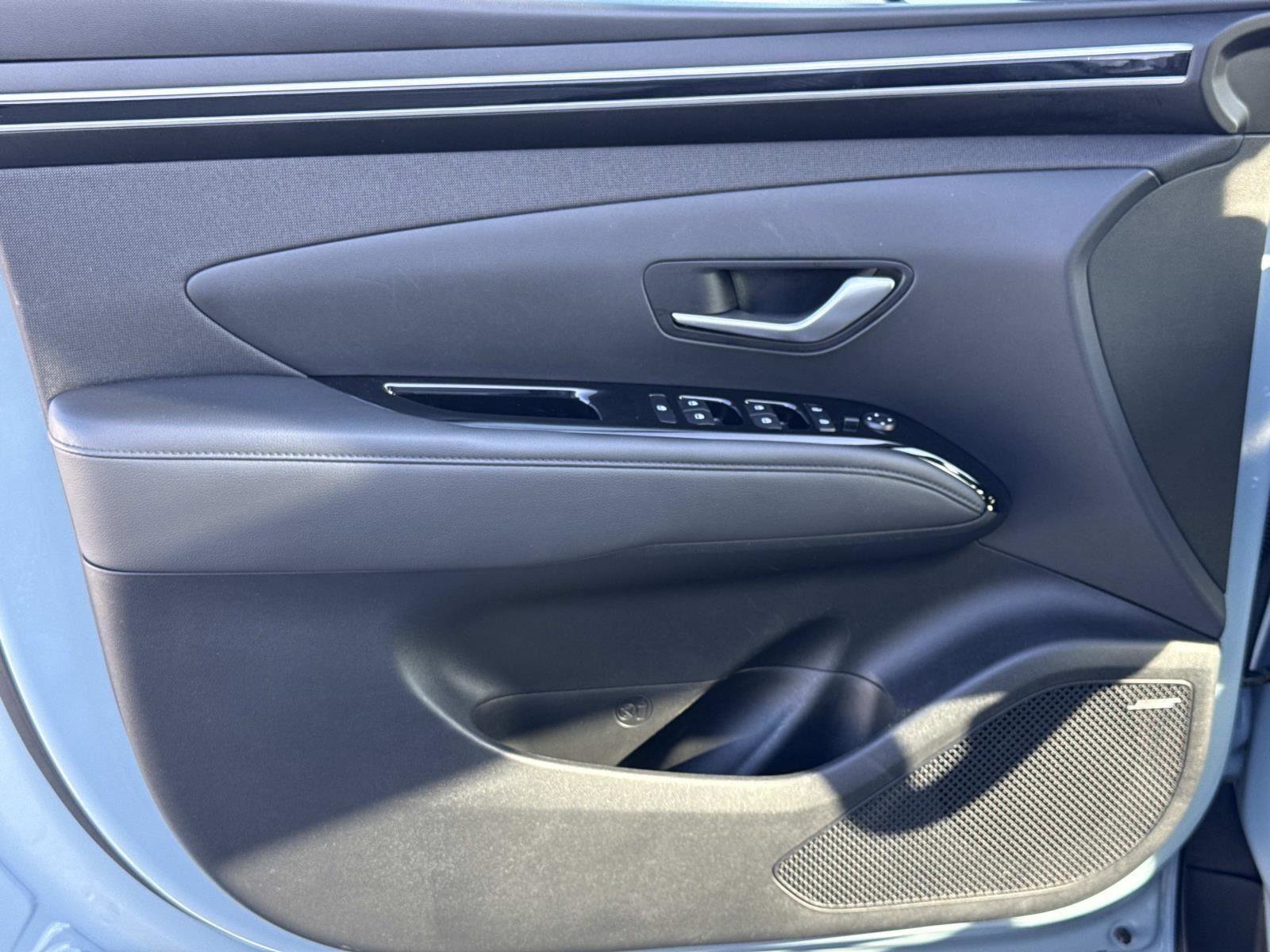 Certified 2023 Hyundai Santa Cruz Limited image 18