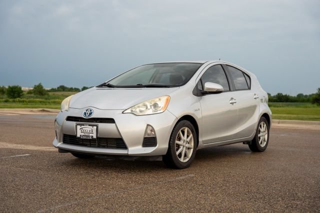 Used 2012 Toyota Prius C Three FWD image 3