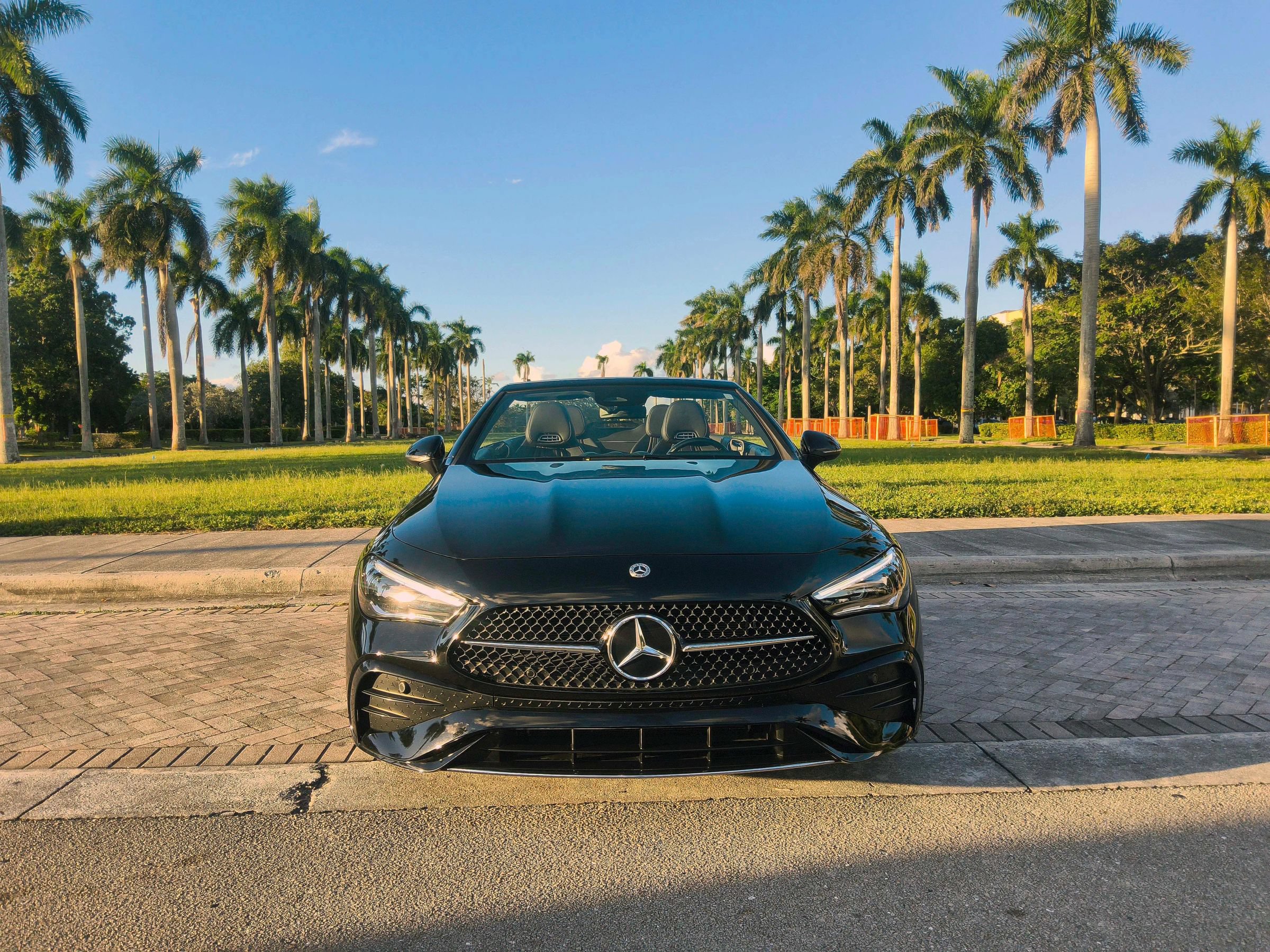 Used 2025 Mercedes-Benz CLE 300 4MATIC Cabriolet image 3