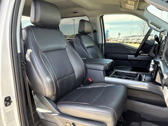 Used 2026 Ford F250 Lariat w/ Black Appearance Package image 27