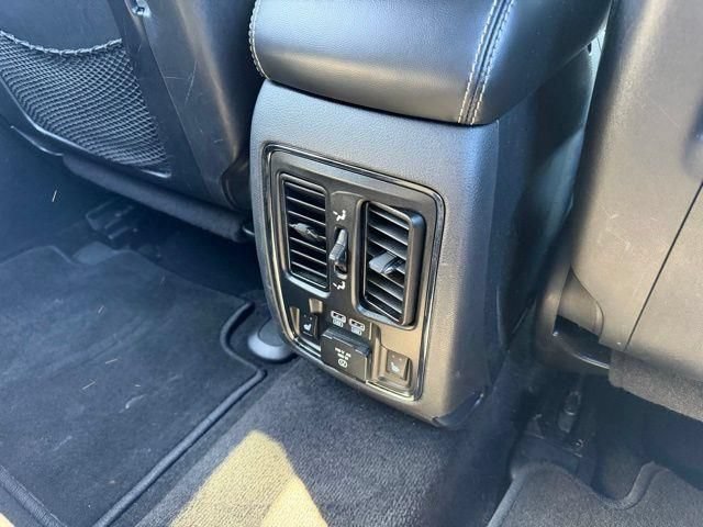 Used 2015 Jeep Grand Cherokee Limited AWD/4WD image 20
