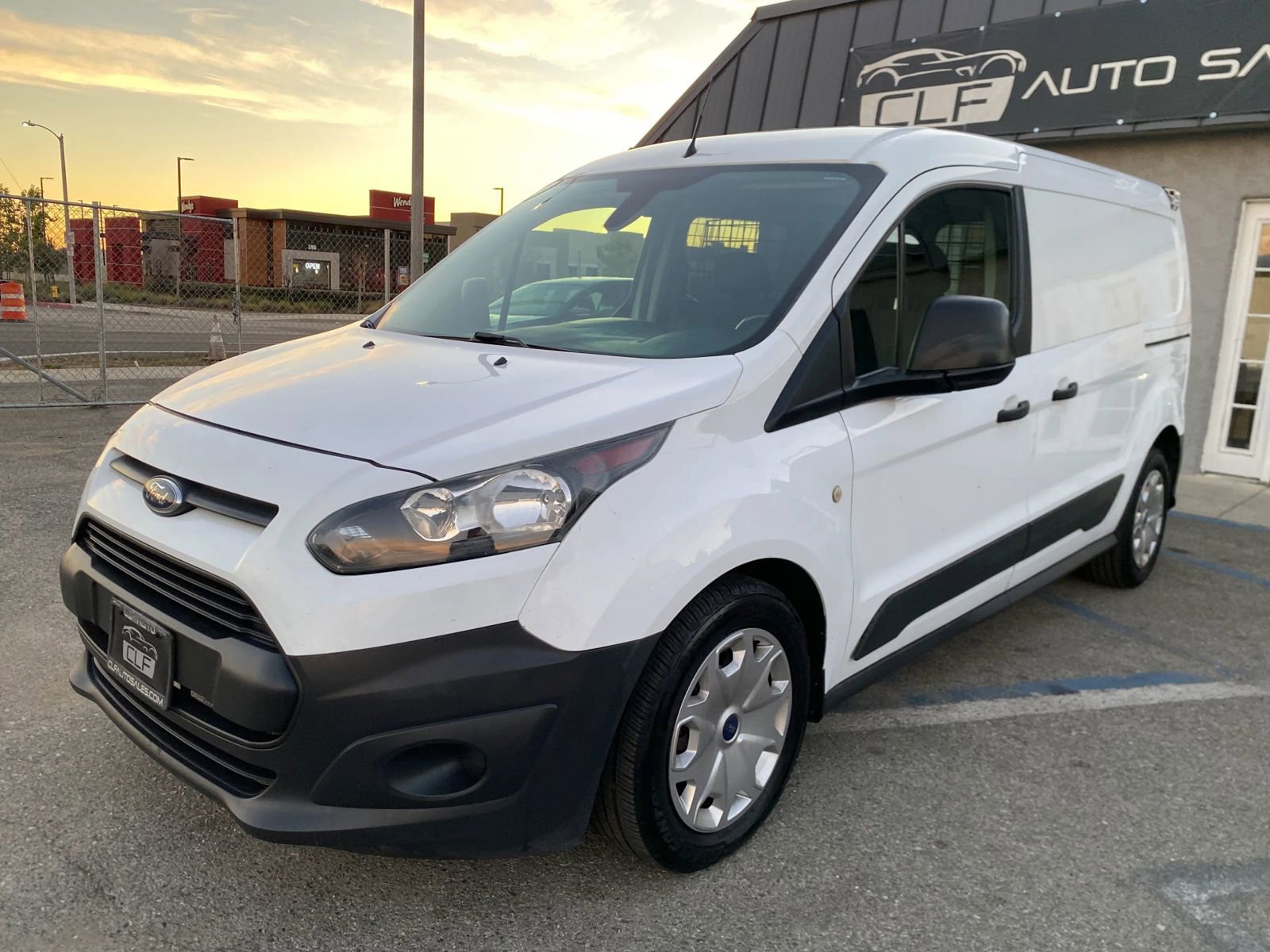 Used 2017 Ford Transit Connect XL image 3
