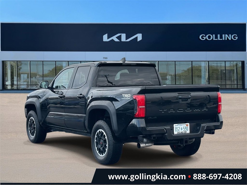 Used 2024 Toyota Tacoma TRD Sport image 4