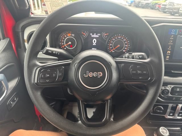 Used 2026 Jeep Wrangler Sport AWD/4WD image 16