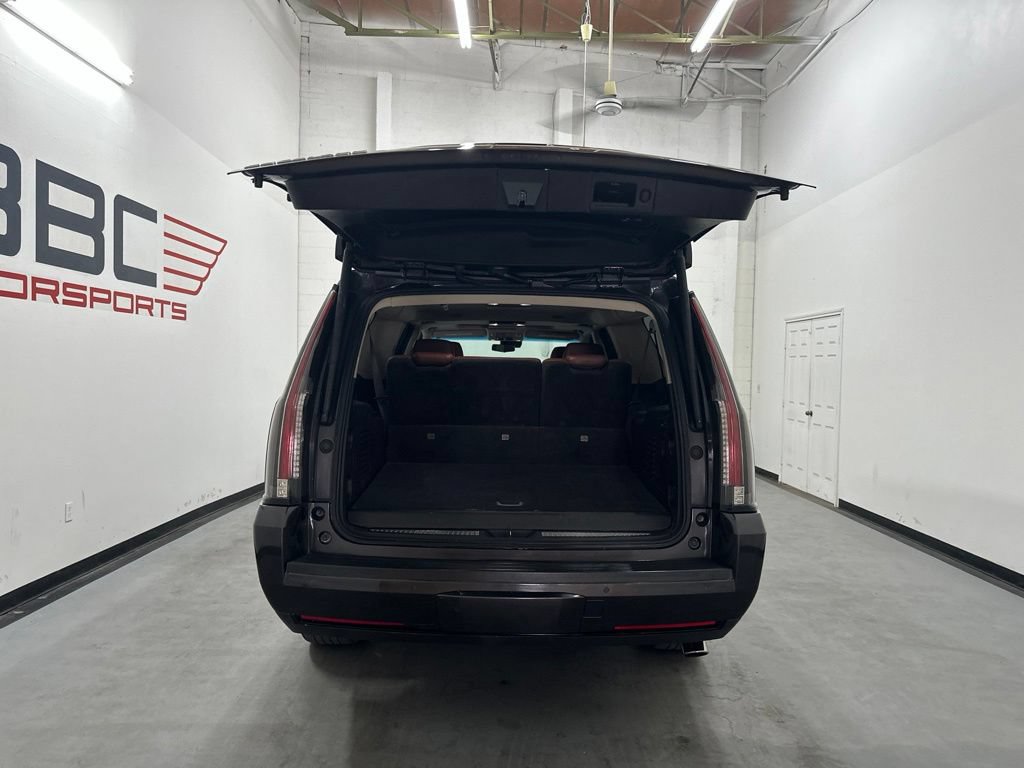 Used 2018 Cadillac Escalade ESV Premium Luxury RWD image 13