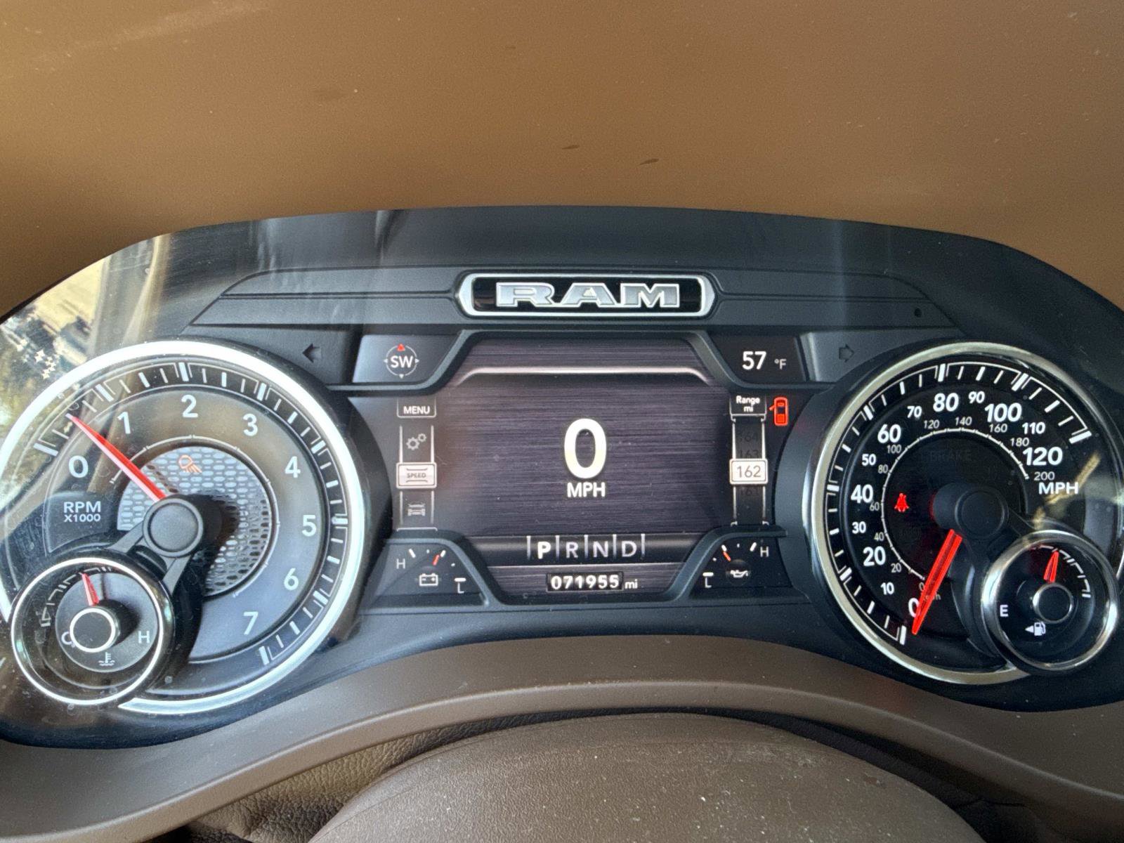 Used 2019 RAM 1500 Laramie image 29