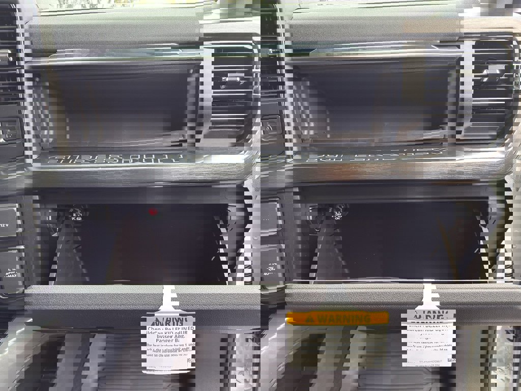 New 2026 Ford F350 Lariat w/ Black Appearance Package image 35