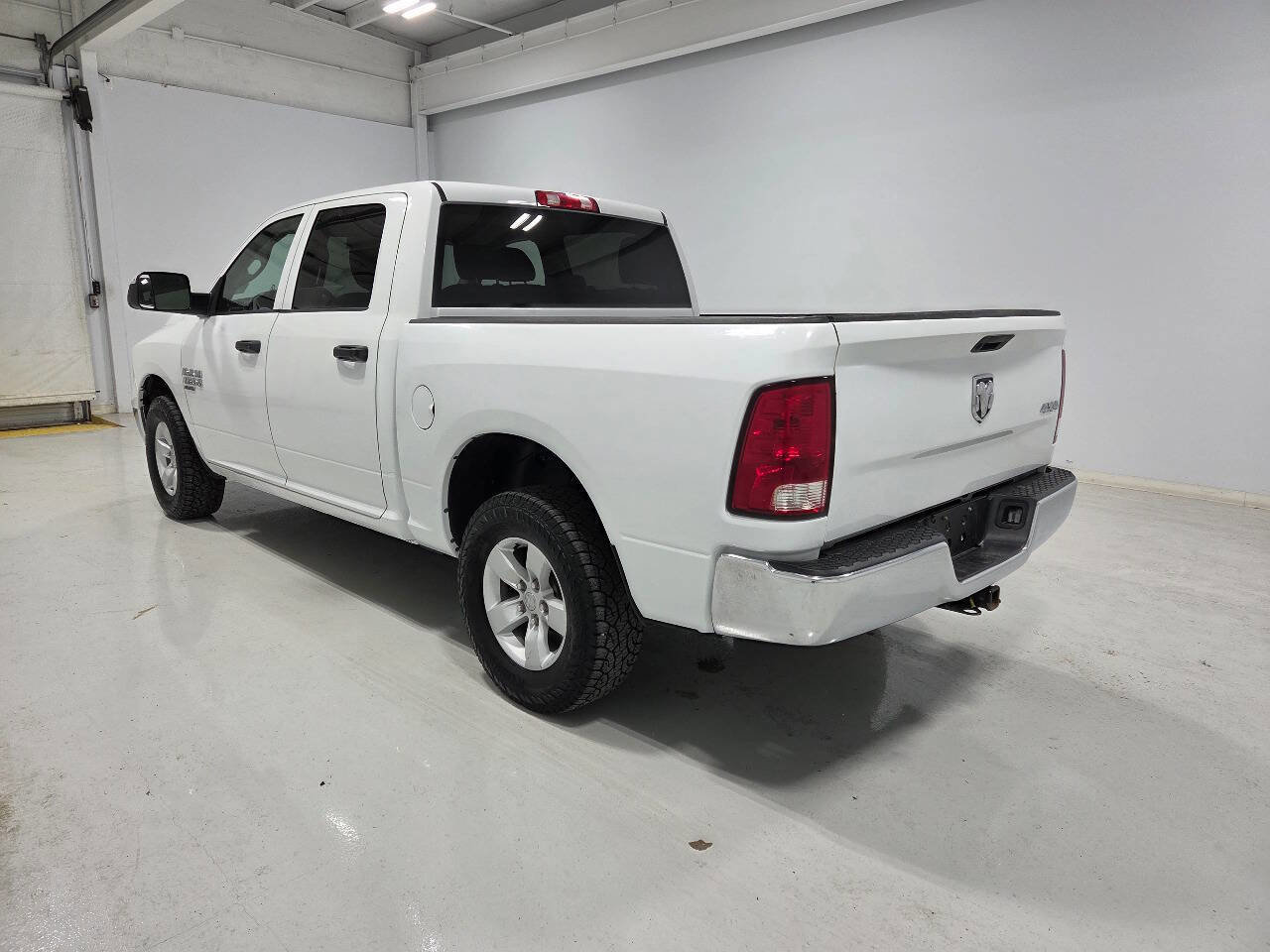 Used 2022 RAM 1500 Tradesman w/ Chrome Appearance Group image 5