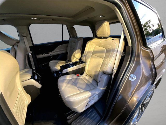 Used 2022 Lincoln Aviator Reserve w/ Equipment Group 201A AWD/4WD image 25