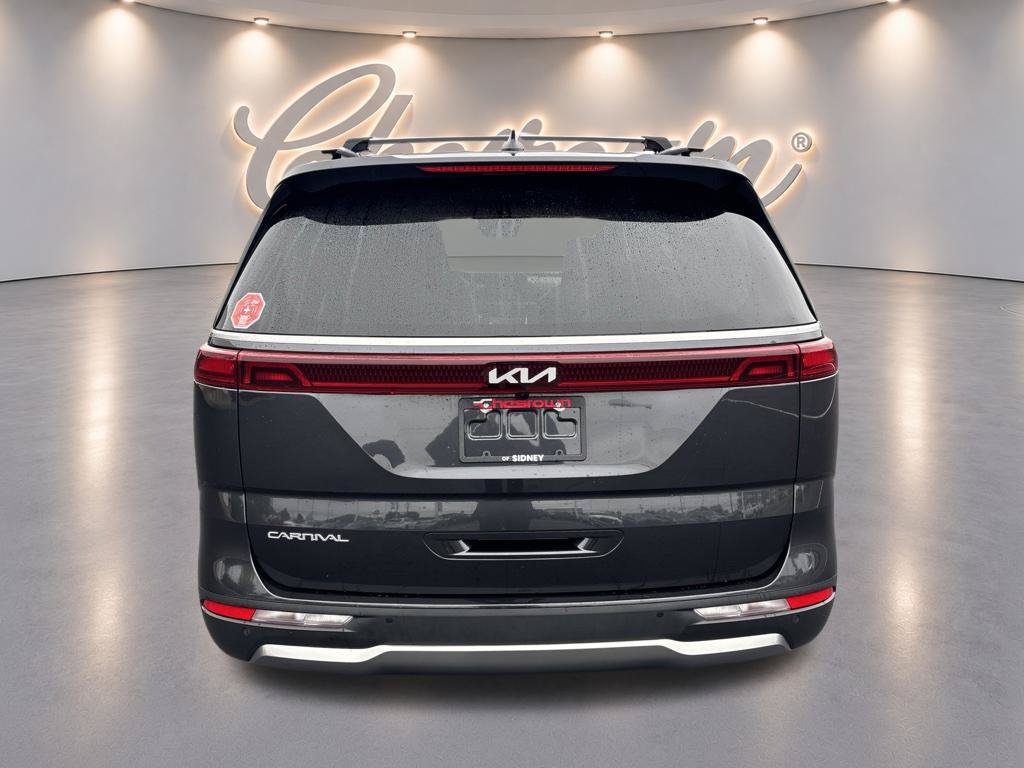 Used 2024 Kia Carnival SX FWD image 4