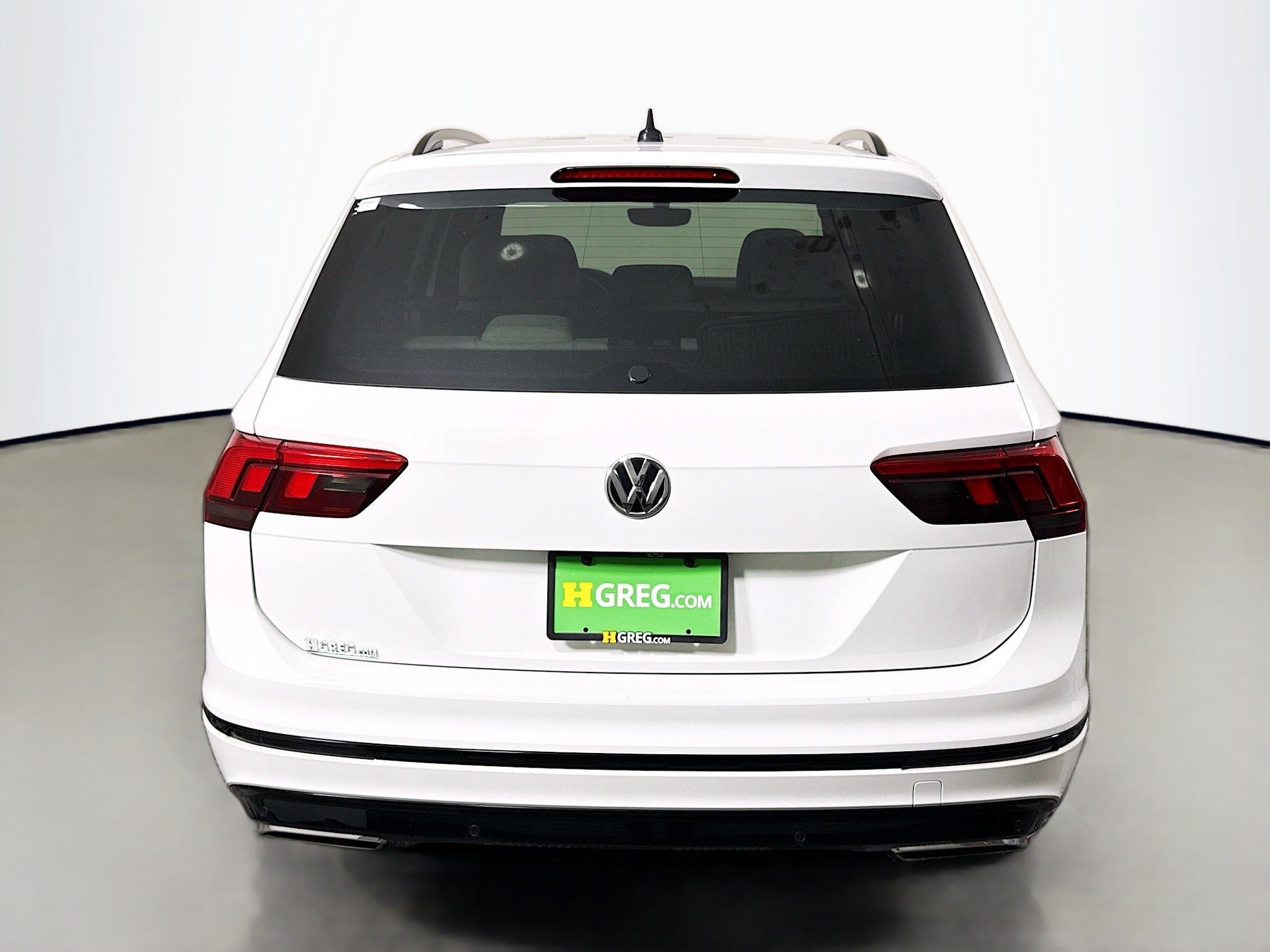 Used 2021 Volkswagen Tiguan SE R-Line FWD image 8