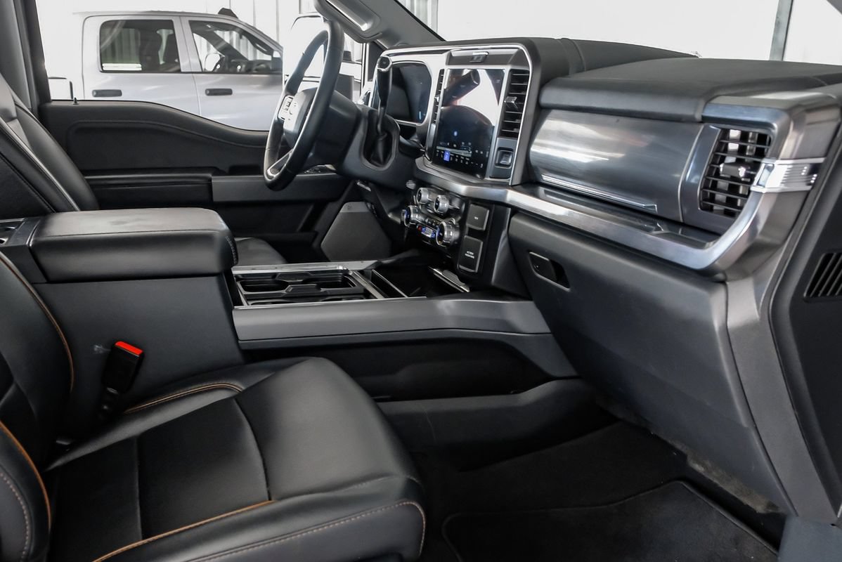 Used 2025 Ford F250 Lariat w/ Chrome Package AWD/4WD image 13