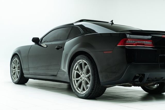 Used 2015 Chevrolet Camaro SS w/ RS Package image 18