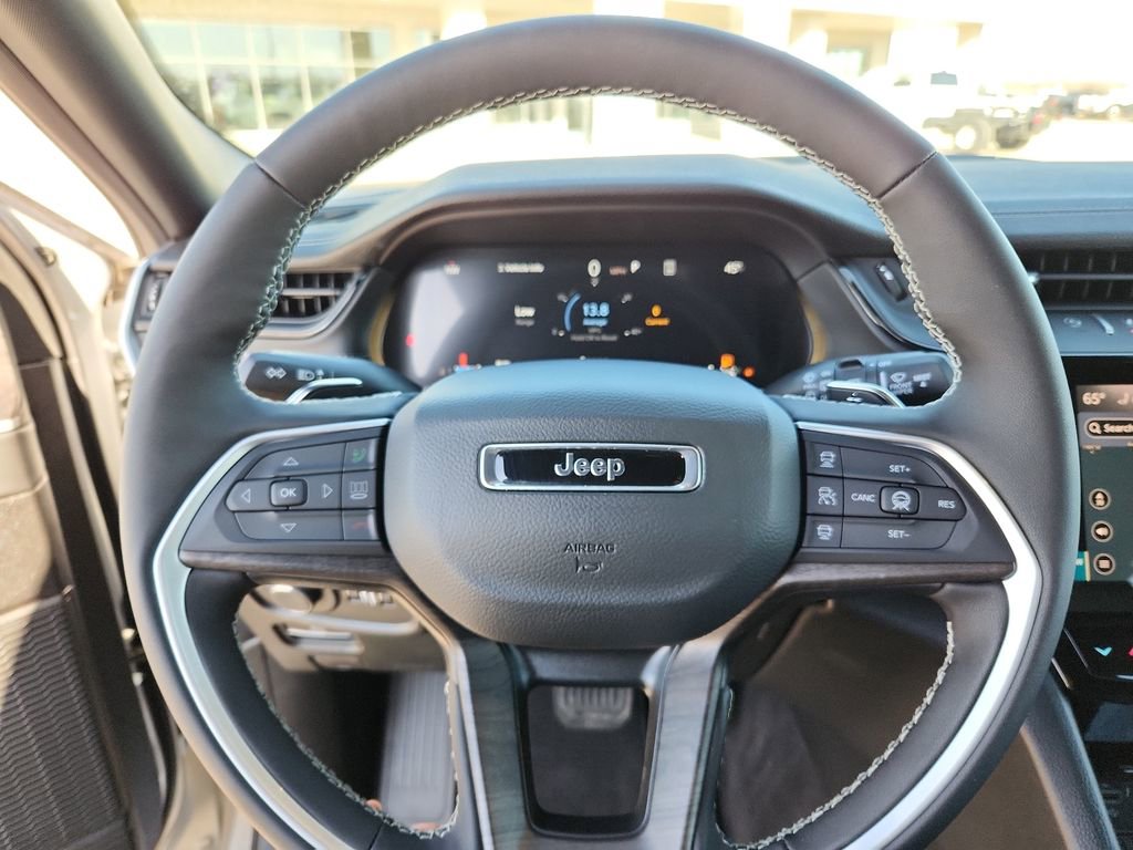 New 2026 Jeep Grand Cherokee L Laredo image 29