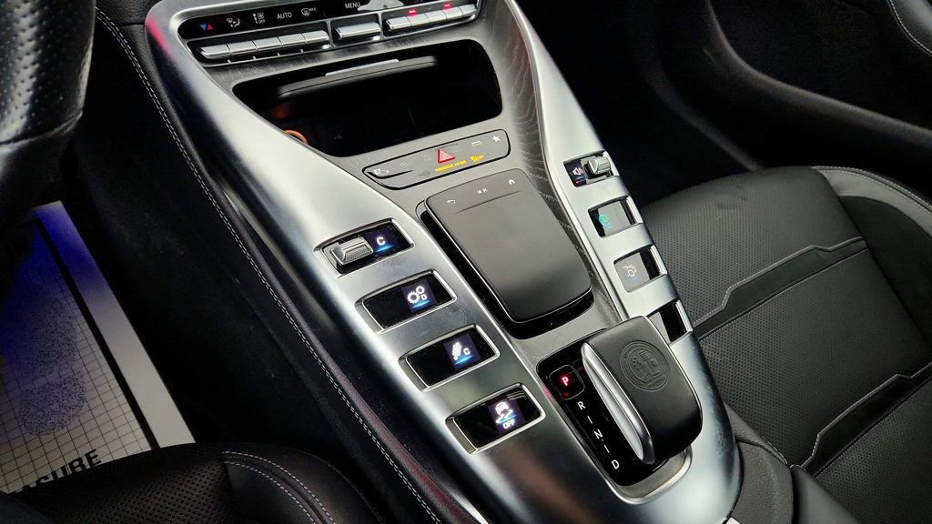 Used 2022 Mercedes-Benz AMG GT 43 image 16