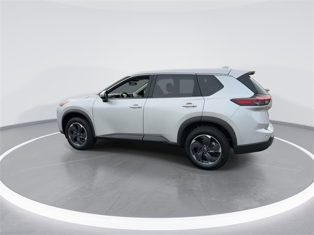 Used 2024 Nissan Rogue SV image 6