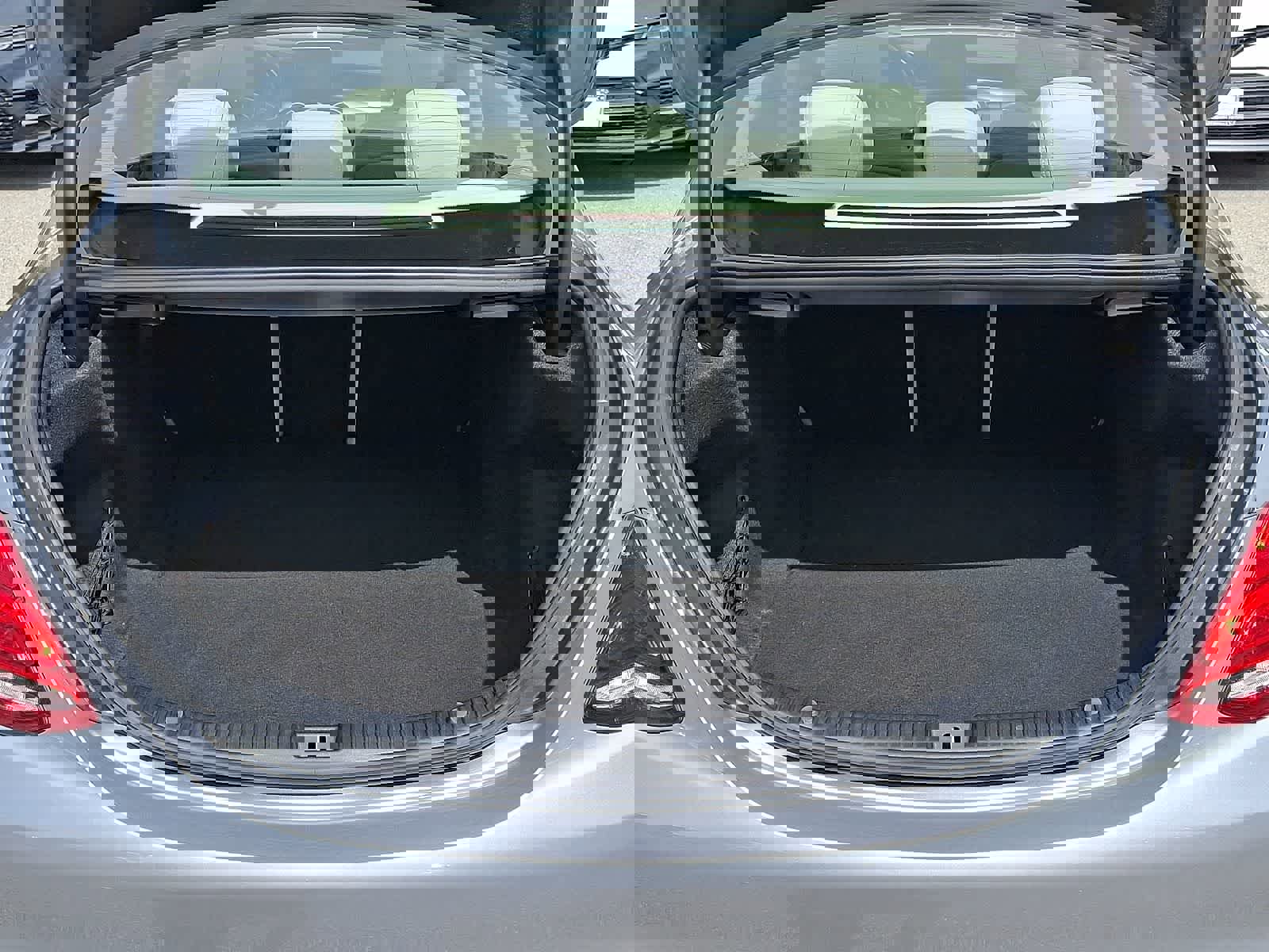 Used 2016 Mercedes-Benz C 300 4MATIC Sedan image 30