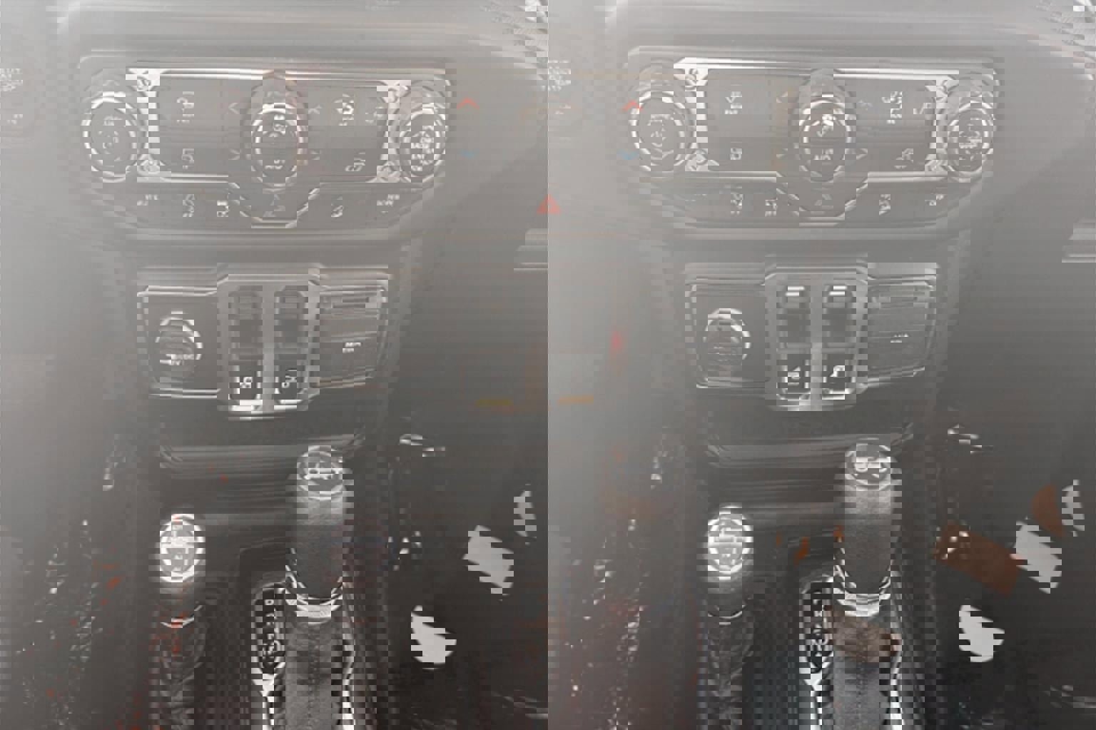 Used 2020 Jeep Wrangler Sport image 12