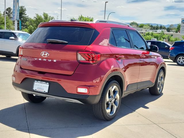 Used 2024 Hyundai Venue SEL FWD image 7