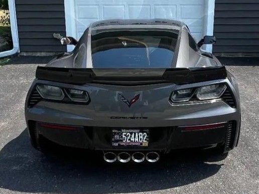 Used 2015 Chevrolet Corvette Z06 w/ 3LZ Preferred Equipment Group RWD image 5