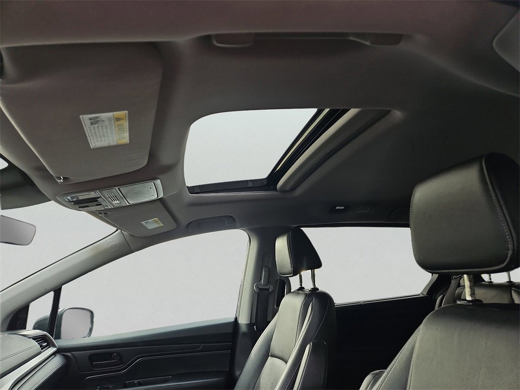 Certified 2024 Honda Odyssey EX-L image 15