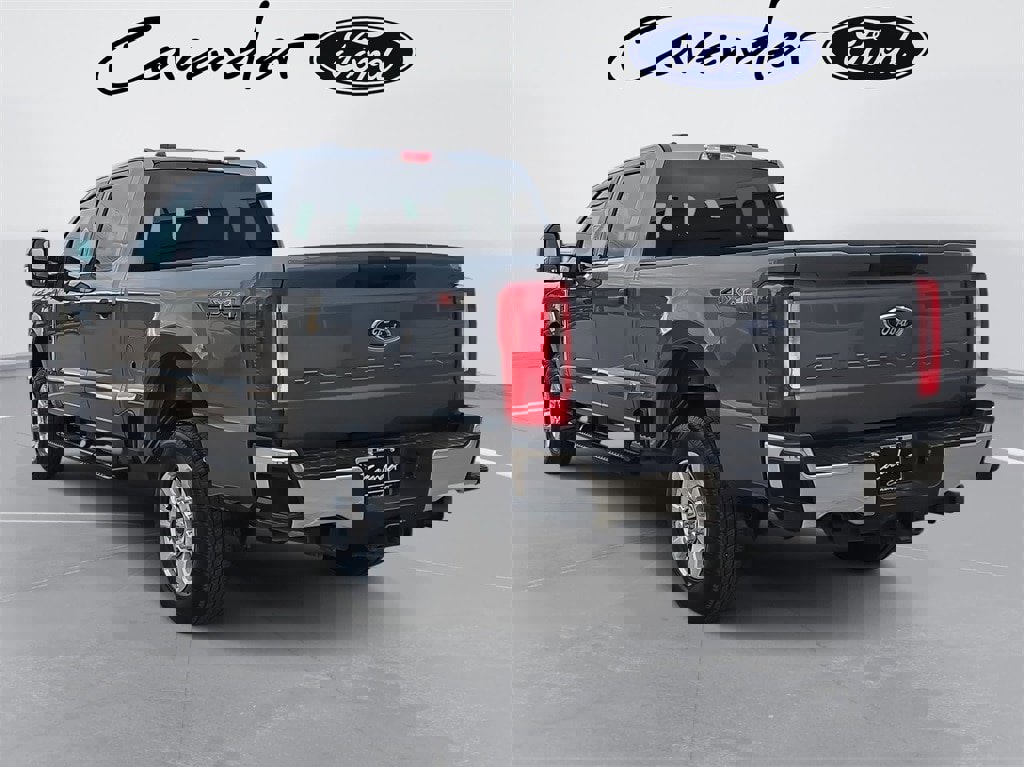 Used 2024 Ford F250 XLT image 7