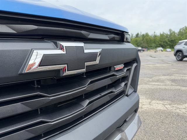 Used 2023 Chevrolet Colorado Trail Boss w/ Advanced Trailering Package AWD/4WD image 7