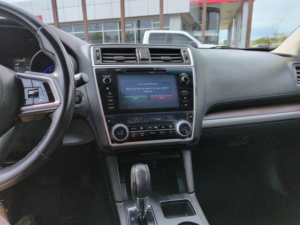 Used 2018 Subaru Outback 3.6R Limited image 17