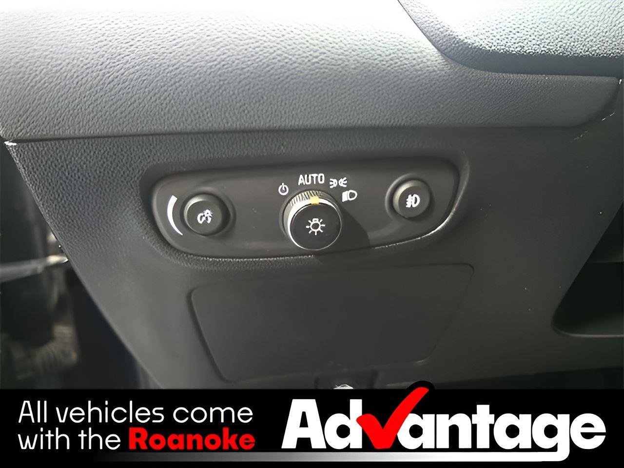 Used 2022 Buick Encore GX Preferred w/ Sport Touring Package image 17