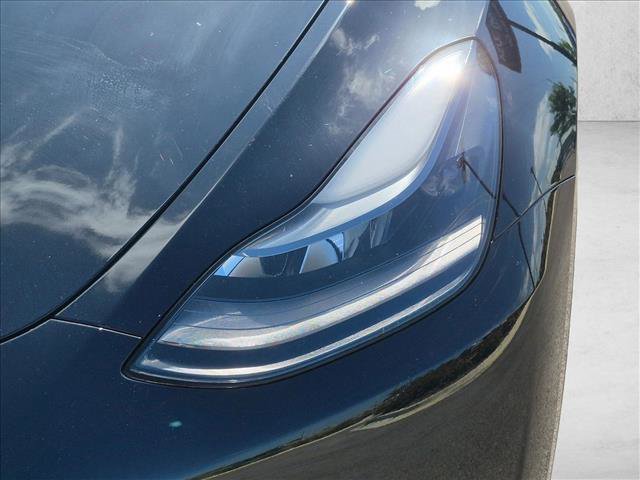 Used 2024 Tesla Model Y Long Range AWD/4WD image 3