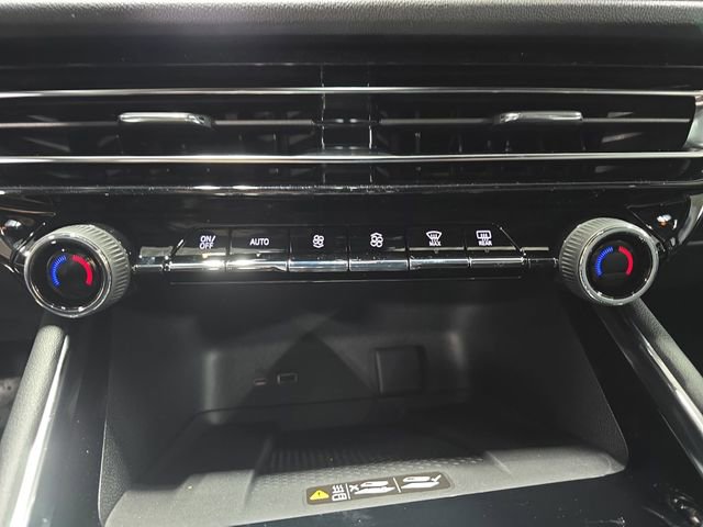 New 2026 Chevrolet Traverse Z71 w/ Driver Confidence Package image 23