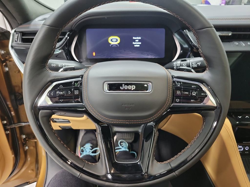 New 2026 Jeep Grand Cherokee Summit AWD/4WD image 15